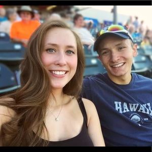 Meet your Posher, Kaya